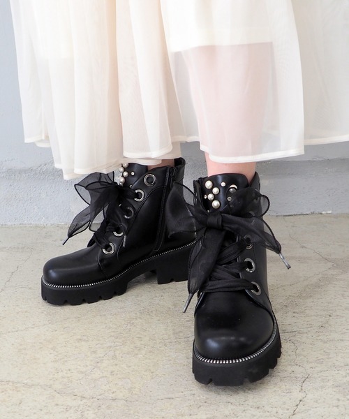 byあしながおじさん（バイアシナガオジサン）の「軽量｜厚底チュールリボンブーツ　8710621（ブーツ・レディース・ブラック/オフホワイト・S/M/L/LL）」の12枚目の写真