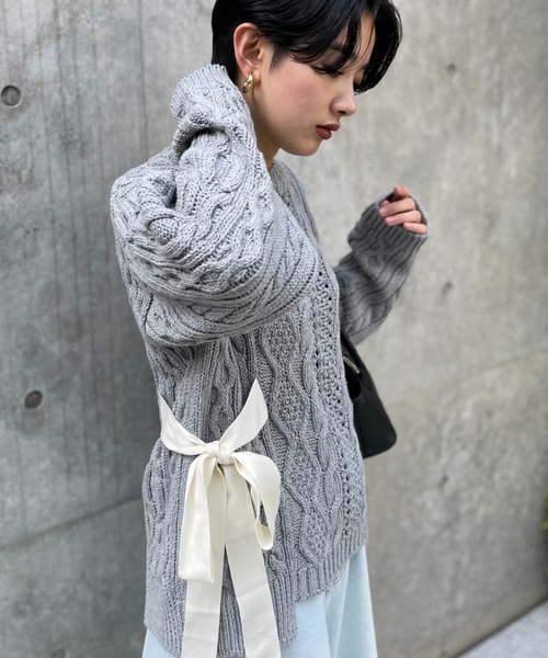 HONEY MI HONEY(ハニーミーハニー)の「cable ribbon knit pullover(ニット/セーター・レディース・オフホワイト/グレー/ブラック/ピンク・FREE)」の17枚目の写真