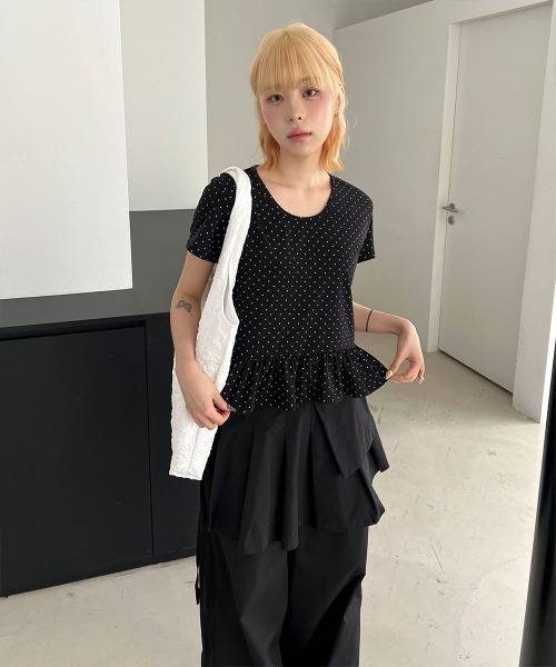 4INT.（フォイント）の「ラブリー ドット フリル 切り替え 半袖 Tシャツ（Tシャツ/カットソー・レディース・ホワイト/ブラック/グレー・FREE）」の17枚目の写真