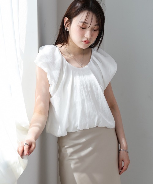 Bab(バブ)の「バルーンタックデザインブラウス(シャツ/ブラウス・レディース・ライトグリーン/ブラック/オフホワイト・M)」の4枚目の写真