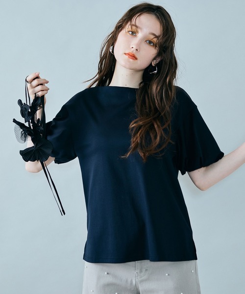 Audie a Muses(オーディアミューズ)の「フラワーモチーフヒモ付きカットソー(Tシャツ/カットソー・レディース・ブラック/オフホワイト・38/42)」の21枚目の写真