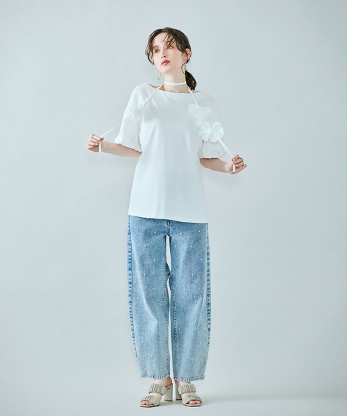 Audie a Muses(オーディアミューズ)の「フラワーモチーフヒモ付きカットソー(Tシャツ/カットソー・レディース・ブラック/オフホワイト・38/42)」の13枚目の写真