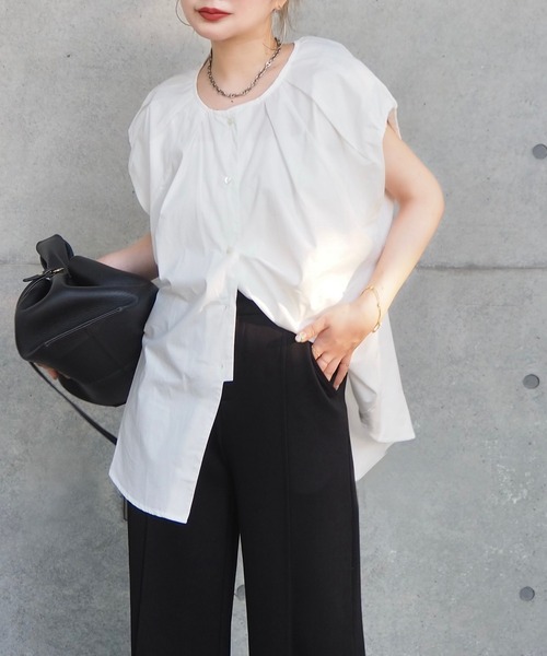LAULEN(ローレン)の「cotton tuck front slit blouse /コットンタックフロントスリットブラウス(シャツ/ブラウス・レディース・ホワイト/ブルー・FREE)」の9枚目の写真