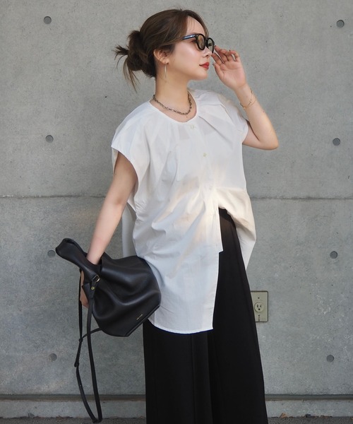 LAULEN(ローレン)の「cotton tuck front slit blouse /コットンタックフロントスリットブラウス(シャツ/ブラウス・レディース・ホワイト/ブルー・FREE)」の10枚目の写真