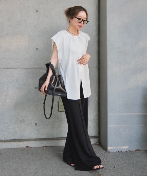 LAULEN(ローレン)の「cotton tuck front slit blouse /コットンタックフロントスリットブラウス(シャツ/ブラウス・レディース・ホワイト/ブルー・FREE)」の12枚目の写真