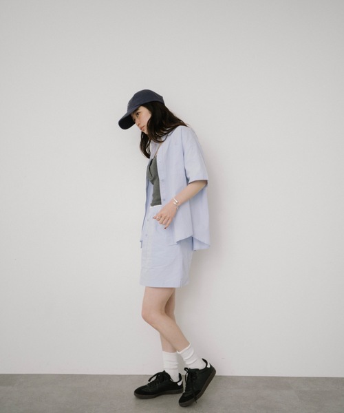 DRWCYS（ドロシーズ）の「ミニマルオーバーサイズシャツ（シャツ/ブラウス・レディース・サックスブルー/ネイビー・FREE）」の18枚目の写真