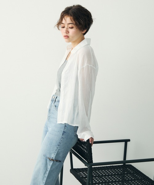 Clum(クルム)の「ライトシアーオーバーシャツ(シャツ/ブラウス・レディース・ブラック/ホワイト/チャコールグレー・FREE)」の5枚目の写真
