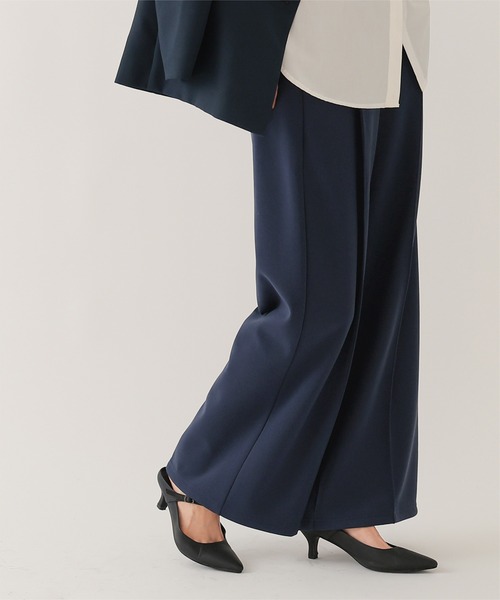 UR'S(ユアーズ)の「裏起毛センタープレスワイドパンツ(その他パンツ・レディース・キャメル/ネイビー/ブラック/アイボリー・S/M/L)」の15枚目の写真