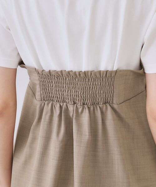 OPAQUE.CLIP（オペークドットクリップ）の「タックビスチェドッキングカットソー【洗濯機洗い可】（Tシャツ/カットソー・レディース・グレー系4/ブラック系4/ベージュ系4・38/40/42）」の21枚目の写真