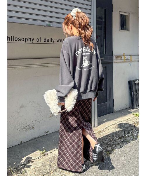 Ungrid（アングリッド）の「ドッグプリントルーズスウェット（スウェット・レディース・チャコールグレー/ライトグレー/レッド・SMALL/MEDIUM）」の9枚目の写真