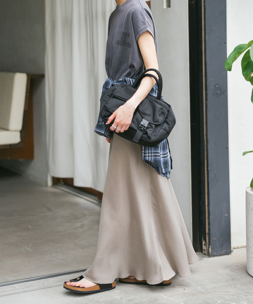 新作♡新品♡spick&span♡ウォッシャブルキュプラフレアスカート♡BK 新作♡新品♡spick&span♡ウォッシャブルキュプラフレアスカート♡BK