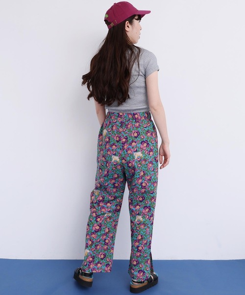 I am I in fact...（アイアムアイインファクト）の「●Arctic Flower スリットパンツ（その他パンツ・レディース・チャコールグレー/グリーン・FREE）」の20枚目の写真