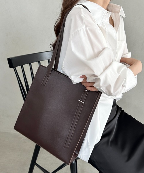 MYMOOD.（マイムード）の「【A4収納可能】スクエア自立PUトートバッグ（トートバッグ・レディース・ベージュ/ダークブラウン/ブラック・FREE）」の2枚目の写真