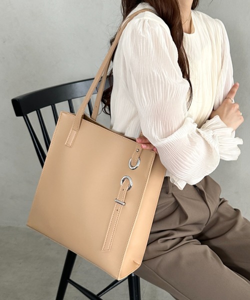 MYMOOD.（マイムード）の「【A4収納可能】スクエア自立PUトートバッグ（トートバッグ・レディース・ベージュ/ダークブラウン/ブラック・FREE）」の3枚目の写真