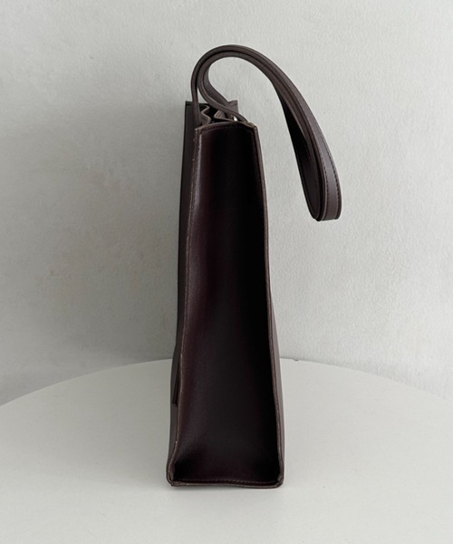 MYMOOD.（マイムード）の「【A4収納可能】スクエア自立PUトートバッグ（トートバッグ・レディース・ベージュ/ダークブラウン/ブラック・FREE）」の4枚目の写真