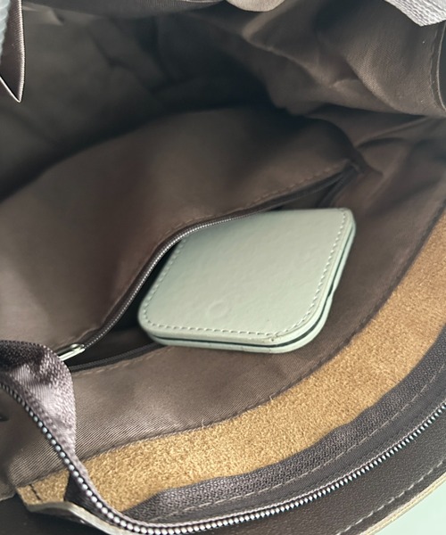 MYMOOD.（マイムード）の「【A4収納可能】スクエア自立PUトートバッグ（トートバッグ・レディース・ベージュ/ダークブラウン/ブラック・FREE）」の8枚目の写真