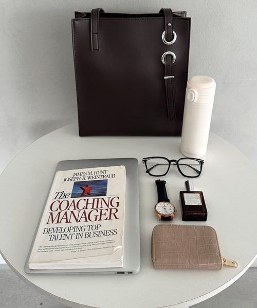 MYMOOD.（マイムード）の「【A4収納可能】スクエア自立PUトートバッグ（トートバッグ・レディース・ベージュ/ダークブラウン/ブラック・FREE）」の15枚目の写真