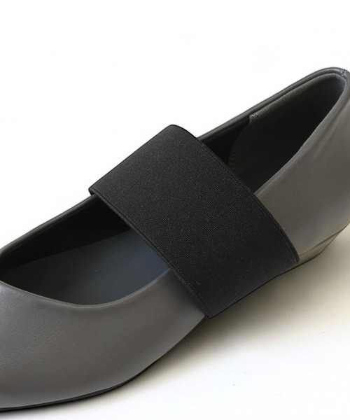 RiiiKa(リーカ)の「【RiiiKa/リーカ】ゴムストラップポインテッドトゥパンプス(パンプス・レディース・グレー/シルバー/ブラック・S/M/L/LL)」の16枚目の写真