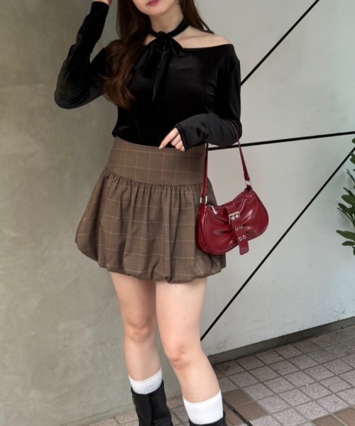 continuer de NICE CLAUP（コンティニューデナイスクラップ）の「ベロア＆ニットソーの2素材！（Tシャツ/カットソー・レディース・トップグレー/ピンク/ブラウン/ブラック/ボルドー・FREE）」の15枚目の写真