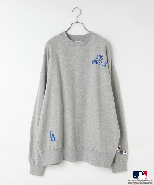 LOWRYS FARM（ローリーズファーム）の「ＭＬＢＢＩＧスウェット　579072（スウェット・レディース・ネイビー/シルバー/グリーン/ブラウン系その他・FREE）」の5枚目の写真