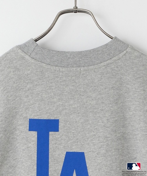 LOWRYS FARM（ローリーズファーム）の「ＭＬＢＢＩＧスウェット　579072（スウェット・レディース・ネイビー/シルバー/グリーン/ブラウン系その他・FREE）」の11枚目の写真