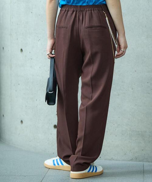 SOFFITTO(ソフィット)の「《2WAYストレッチ・紫外線防止・接触冷感》トラックパンツ(その他パンツ・レディース・ブラウン/ブラック・S/M/SS)」の5枚目の写真