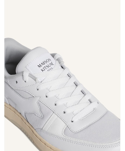 Maison Kitsune（メゾンキツネ）の「CHIRU TRAINERS（スニーカー・メンズ・グレイッシュベージュ/アイボリー・36/37/38/39/41/42/43/44/45）」の16枚目の写真