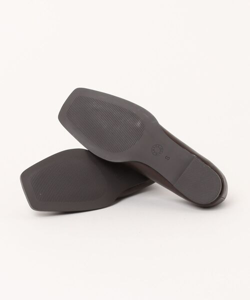 apres jour clair(アプレジュールクレア)の「【apres jour clair】デザインスクエアシューズ(パンプス・レディース・ダークブラウン/ブラック・MEDIUM/SMALL/LARGE/X-LARGE)」の4枚目の写真