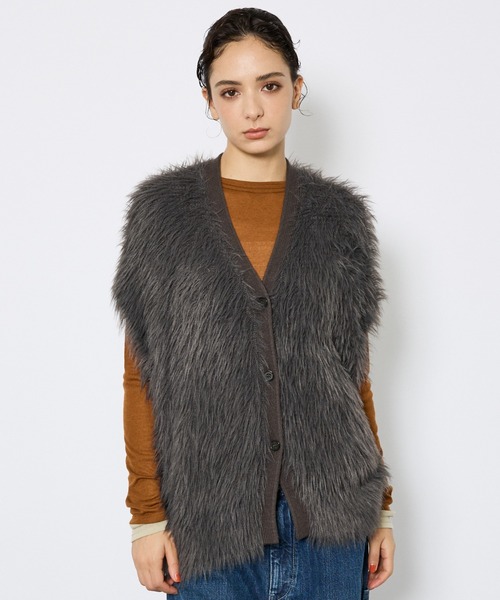 NOMINE(ノミネ)の「【NOMINE】ロング フェザー ニットベスト カーディガン(ベスト・レディース・チャコールグレー/ブラック・フリー)」の8枚目の写真