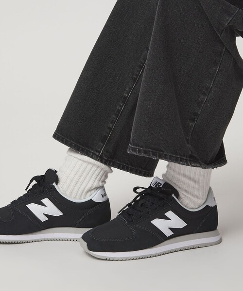 NEW BALANCE(ニューバランス)の「<New Balance>UL420MV2 スニーカー / UL420MAB / UL420MJP / UL420MAG(スニーカー・レディース・グレー系/ブラック/ライトグレー・24.5cm/25cm/24cm/23.5cm/23cm/22.5cm)」の2枚目の写真