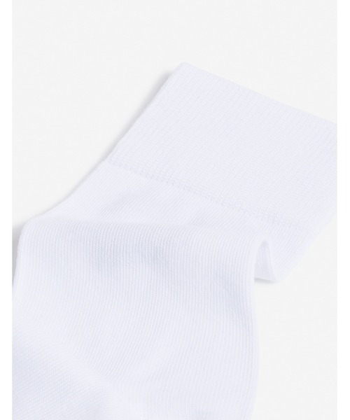 Maison Kitsune(メゾンキツネ)の「FOX HEAD SOCKS(ソックス/靴下・メンズ・ダークグレー/ライトベージュ/ブラック/ホワイト/アイボリー・S/M)」の8枚目の写真