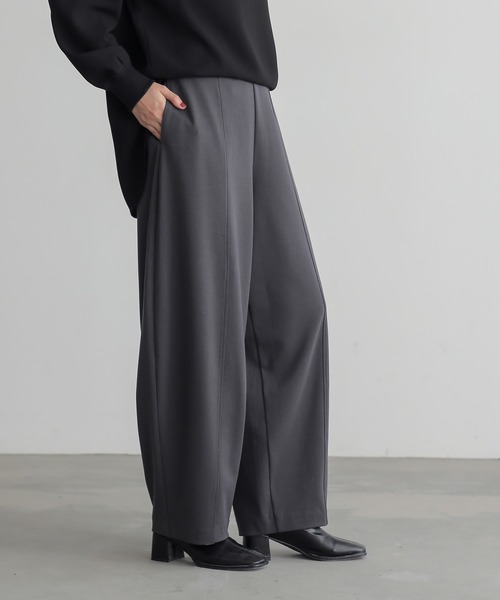for/c（フォーシー）の「[低身長/高身長向けサイズ有]きれいめストレッチカーブパンツ【サスティナブル】（その他パンツ・レディース・ブラック/チャコール・M/L/LL/PM/TM）」の12枚目の写真