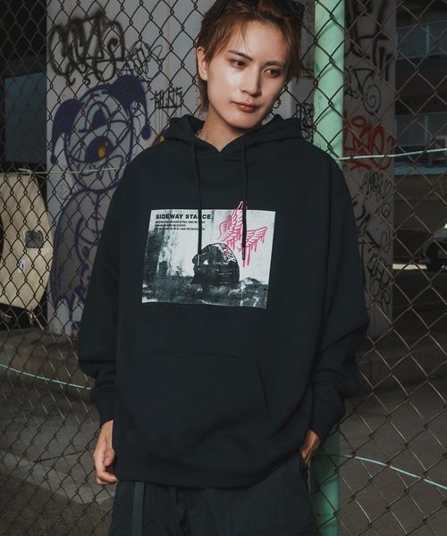 SIDEWAY STANCE（サイドウェイスタンス）の「【SIDEWAY STANCE】バリエーション プリント スウェット パーカー（パーカー・メンズ・ブラック/ネイビー系/ホワイト系1/グレー系1/ライトグレー系/ブラック系1/ホワイト/ブラック系/グレー系2/ライトグレー系2/ブラック系2・X-LARGE/LARGE/MEDIUM/SMALL）」の5枚目の写真