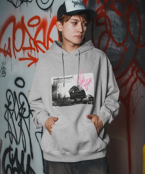 SIDEWAY STANCE（サイドウェイスタンス）の「【SIDEWAY STANCE】バリエーション プリント スウェット パーカー（パーカー・メンズ・ブラック/ネイビー系/ホワイト系1/グレー系1/ライトグレー系/ブラック系1/ホワイト/ブラック系/グレー系2/ライトグレー系2/ブラック系2・X-LARGE/LARGE/MEDIUM/SMALL）」の9枚目の写真
