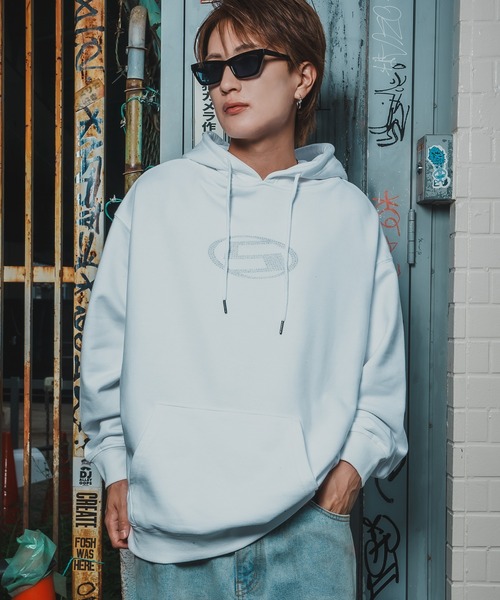 SIDEWAY STANCE（サイドウェイスタンス）の「【SIDEWAY STANCE】バリエーション プリント スウェット パーカー（パーカー・メンズ・ブラック/ネイビー系/ホワイト系1/グレー系1/ライトグレー系/ブラック系1/ホワイト/ブラック系/グレー系2/ライトグレー系2/ブラック系2・X-LARGE/LARGE/MEDIUM/SMALL）」の2枚目の写真