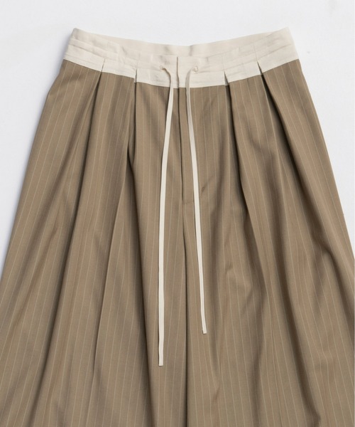 MAISON SPECIAL(メゾンスペシャル)の「Tulle Layered Slacks / チュールレイヤードスラックス(スラックス・レディース・グレー/ベージュ/ネイビー・38/36)」の21枚目の写真