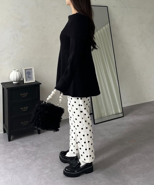 prose verse(プロズヴェール)の「【静電気防止】オフショルペプラムニット(ニット/セーター・レディース・ブラック/オフホワイト・LARGE/MEDIUM)」の11枚目の写真