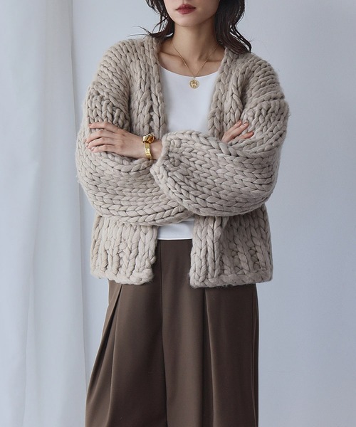 ELFRANK(エルフランク)の「ざっくり編み チャンキーニット カーディガン(カーディガン/ボレロ・レディース・アイボリー/モカ・FREE)」の13枚目の写真