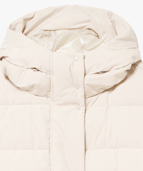 AIGLE（エーグル）の「撥水 インサレーション ミドルパフコート ジャケット（ダウンジャケット/コート・レディース・オフホワイト/ダークネイビー・M/XS/S）」の15枚目の写真