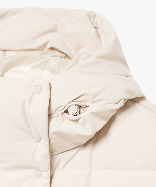 AIGLE（エーグル）の「撥水 インサレーション ミドルパフコート ジャケット（ダウンジャケット/コート・レディース・オフホワイト/ダークネイビー・M/XS/S）」の14枚目の写真