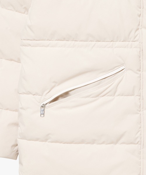 AIGLE（エーグル）の「撥水 インサレーション ミドルパフコート ジャケット（ダウンジャケット/コート・レディース・オフホワイト/ダークネイビー・M/XS/S）」の19枚目の写真