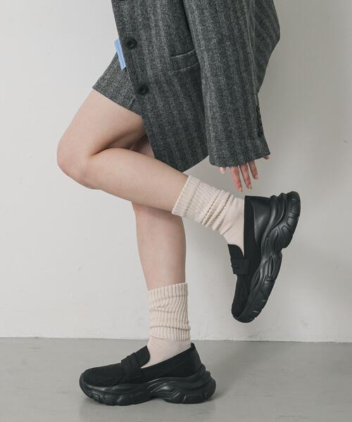 SENSE OF PLACE by URBAN RESEARCH（センスオブプレイスバイアーバンリサーチ）の「『軽量』スニーカーソールローファー（ローファー・レディース・ブラック・SMALL/LARGE/MEDIUM）」の9枚目の写真