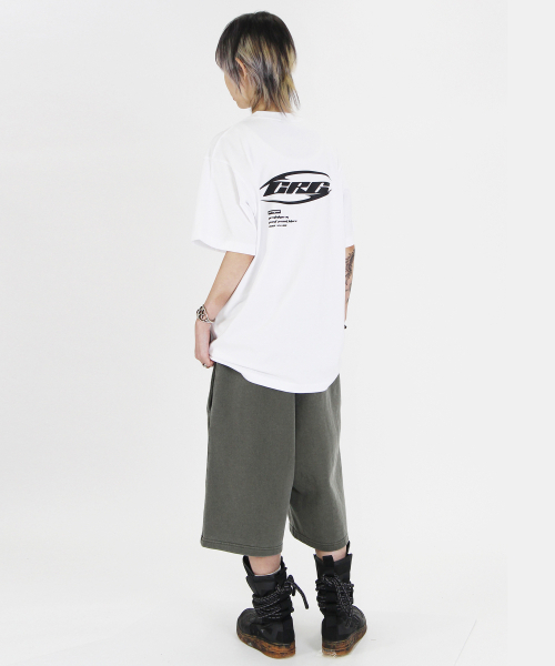 CRIGUN(クリガン)の「アートワークバミューダパンツピグメントKHAKI(その他パンツ・レディース・カーキ・MEDIUM/LARGE/X-LARGE)」の5枚目の写真