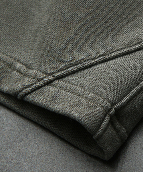 CRIGUN(クリガン)の「アートワークバミューダパンツピグメントKHAKI(その他パンツ・レディース・カーキ・MEDIUM/LARGE/X-LARGE)」の8枚目の写真