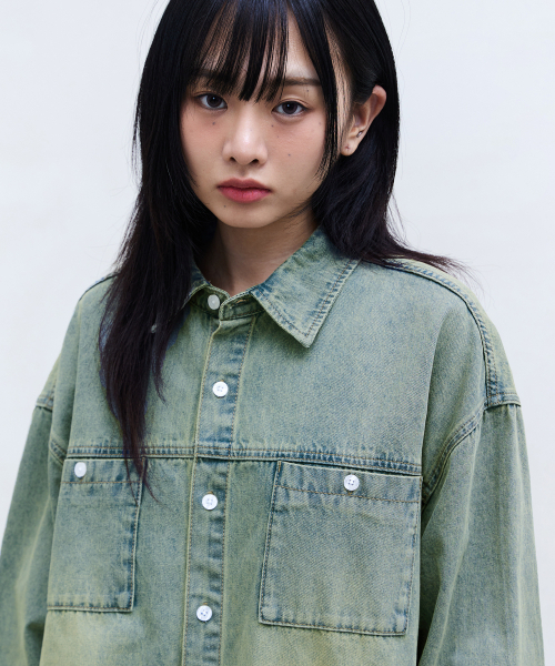 F.ILLUMINATE（フィルミネイト）の「ツーポケットデニムシャツ-ライトブルー（シャツ/ブラウス・レディース・その他・SMALL/MEDIUM/LARGE）」の3枚目の写真