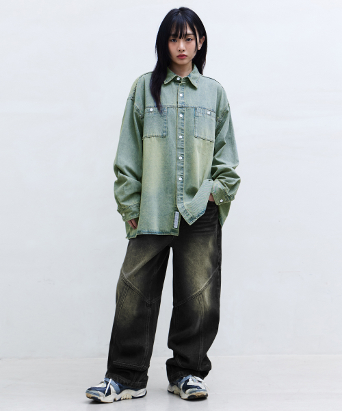 F.ILLUMINATE（フィルミネイト）の「ツーポケットデニムシャツ-ライトブルー（シャツ/ブラウス・レディース・その他・SMALL/MEDIUM/LARGE）」の4枚目の写真