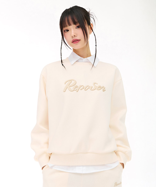 CHASECULT(チェイスカルト)の「女性レタリンググラフィックスウェットシャツ-アイボリー(スウェット・レディース・アイボリー・90/85)」の1枚目の写真