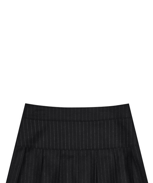 LUVISTRUE(ラヴイズトゥルー)の「WO PLEATS SKIRT(NAVY)(スカート・レディース・その他・SMALL/MEDIUM)」の7枚目の写真