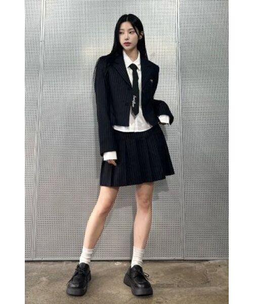 LUVISTRUE(ラヴイズトゥルー)の「WO PLEATS SKIRT(NAVY)(スカート・レディース・その他・SMALL/MEDIUM)」の5枚目の写真
