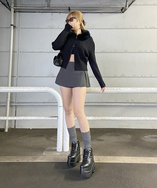 non-hedge(ノンヘッジ)の「襟フェイクファーダブルジップニットトップス(ニット/セーター・レディース・ベージュ/ブラウン/オフホワイト/グレー/ブラック・FREE)」の19枚目の写真